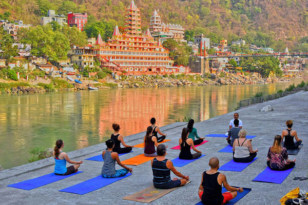 200 Hour Yoga TTC in Rishikesh: The First Step Toward Teaching