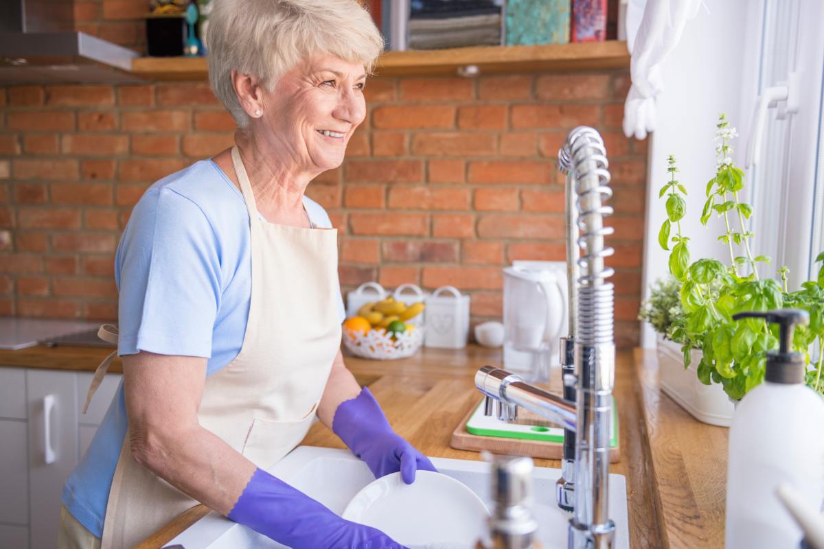 House Cleaning Services for Senior: A Complete Guide to Independent, Safe, and Comfortable Living