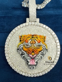 How Do Moissanite Pendants Compare to Moissanite Rings?