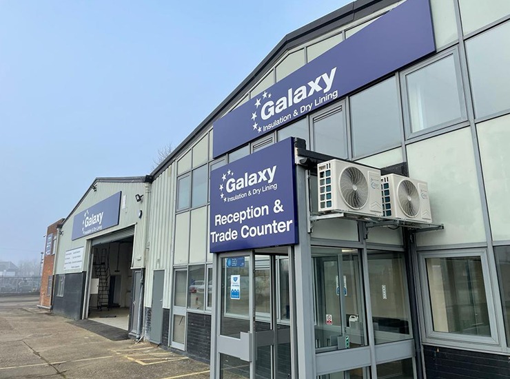 Exterior Signage That Elevates Hotel and Resort Entrances