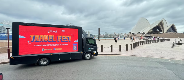 How to Choose Locations for Effective Truck Billboard Advertising