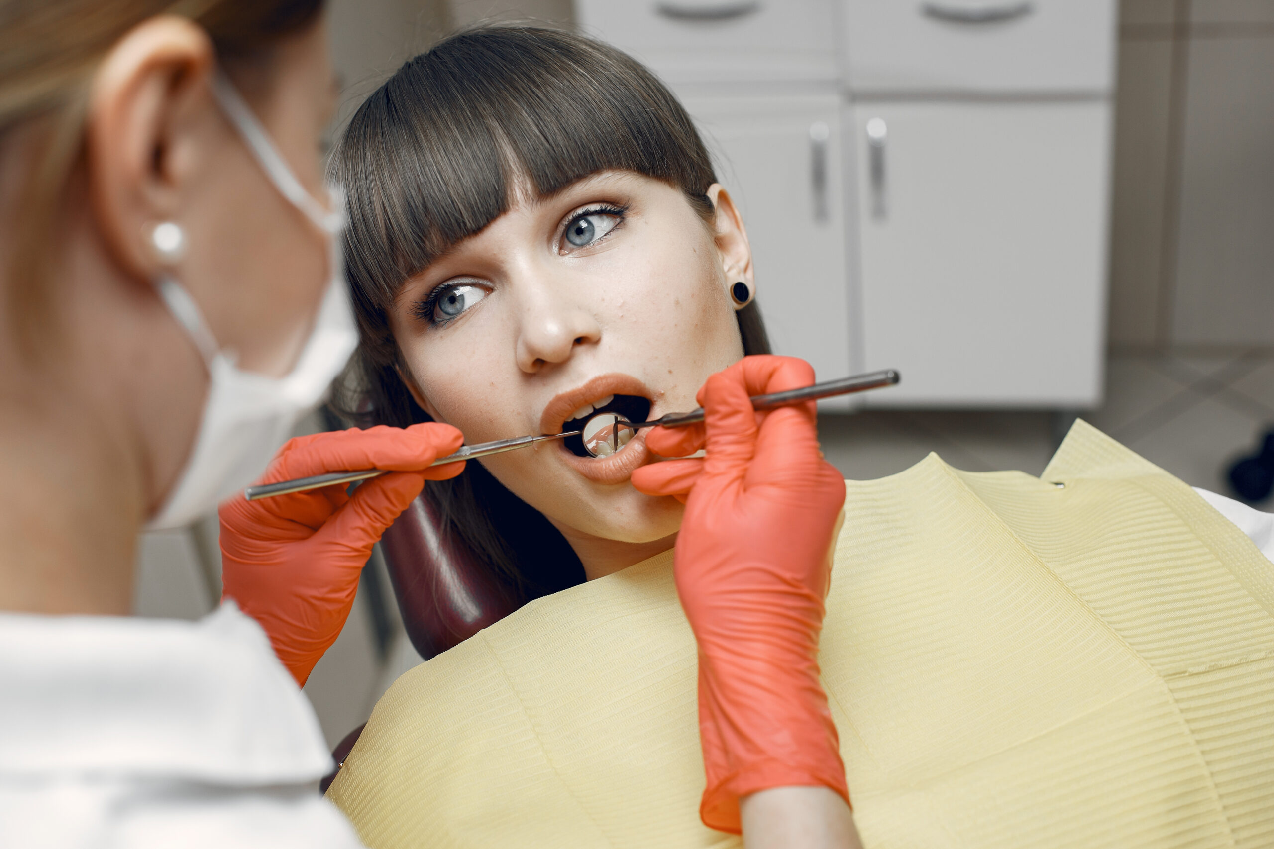 Chipped Tooth Repair: When You Can Fix It Easily and When You Should Visit a Dentist